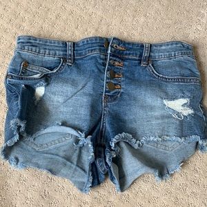 Billabong buttoned up denim shorts